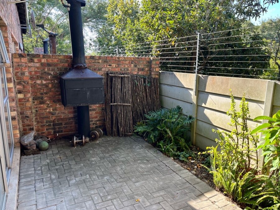 To Let 1 Bedroom Property for Rent in Walmer Eastern Cape